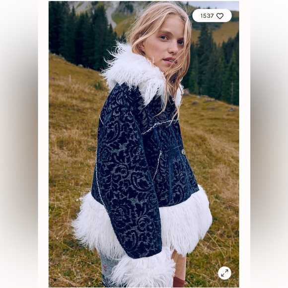 Free People Jackets & Blazers - Free People Sabina Fur trim penny lane Bomber jacket brocade $450 XS